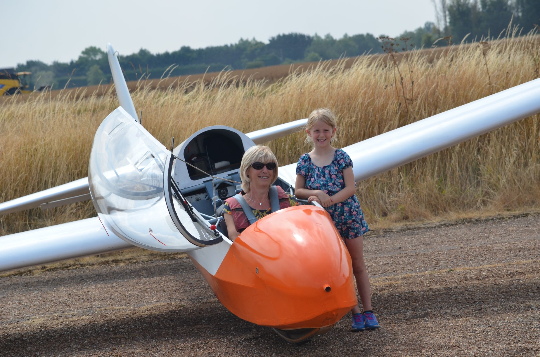 lincolnshire gliding club
